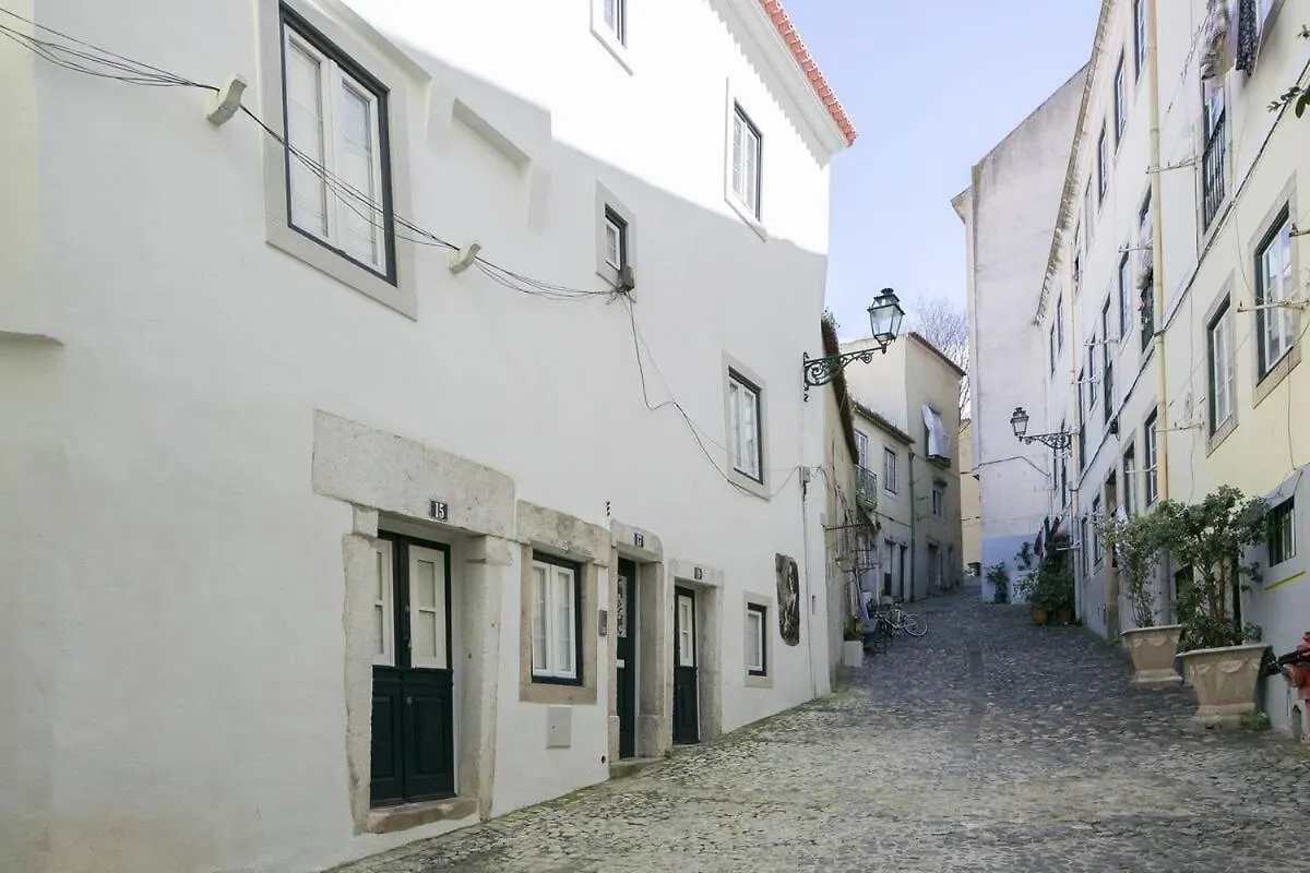 City Center - Subway Nearby Lisbon Apartment